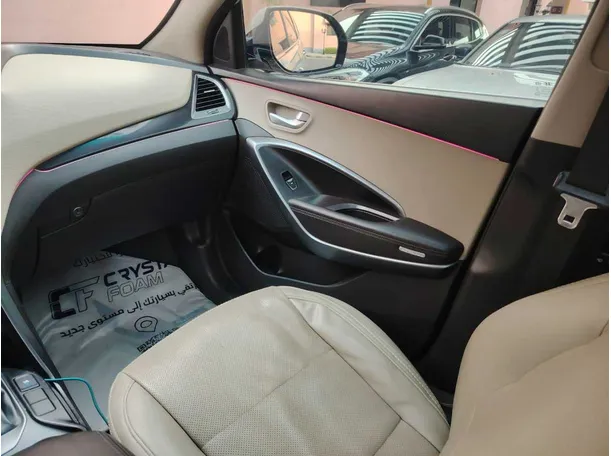 Car image 24