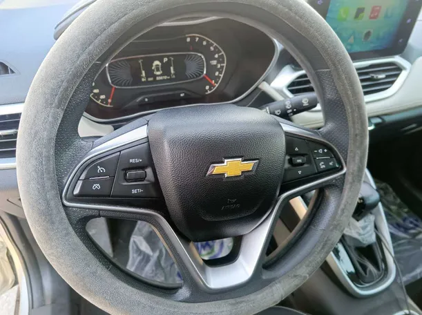 Car image 23