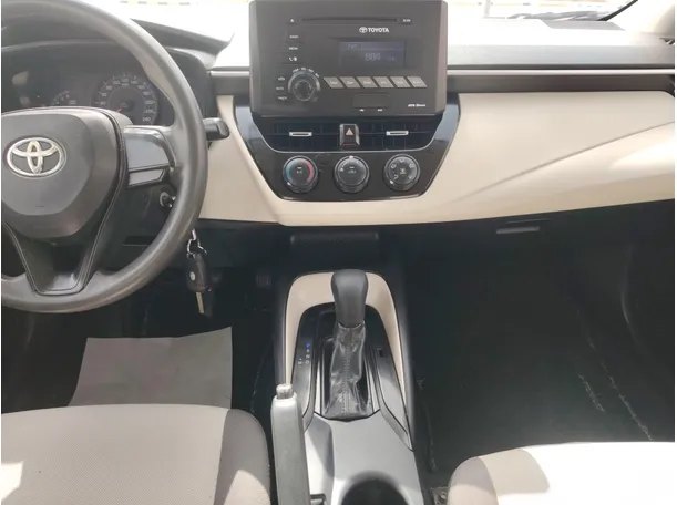 Car image 16