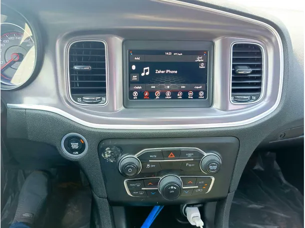 Car image 22