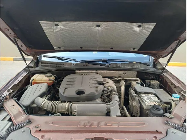 Car image 26