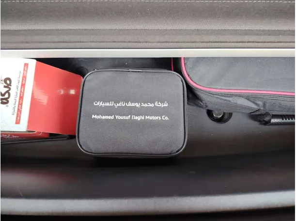Car image 39