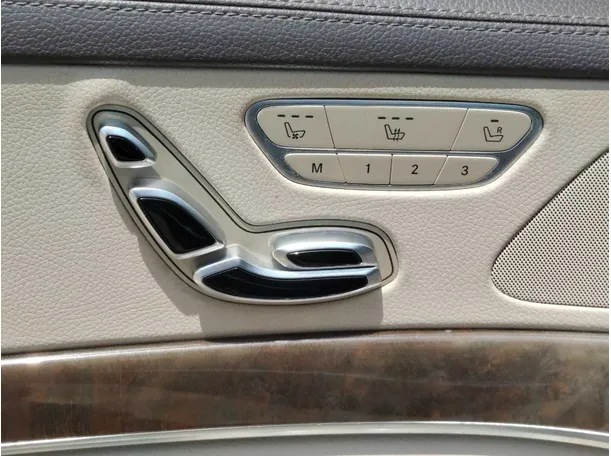 Car image 31