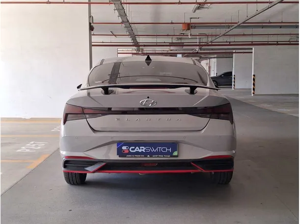 Car image 5