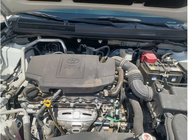 Car image 23
