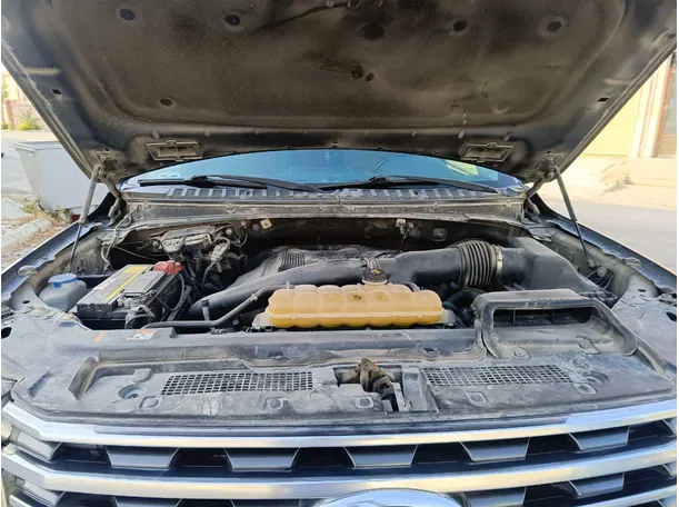 Car image 36