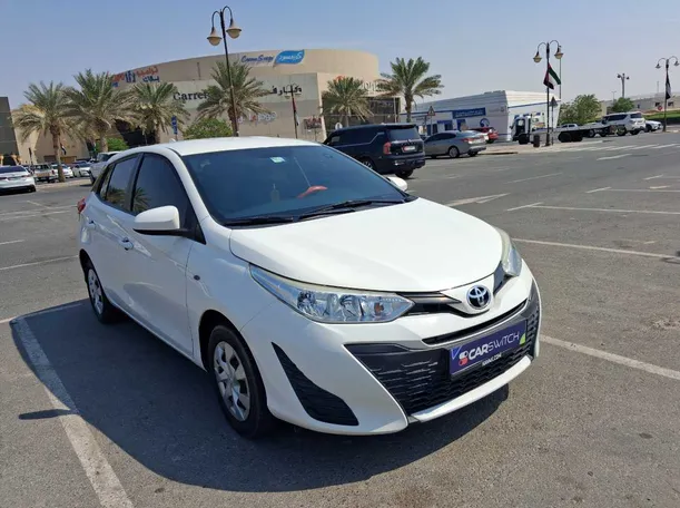 Car image 4