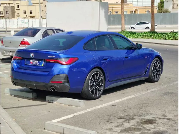 Car image 5