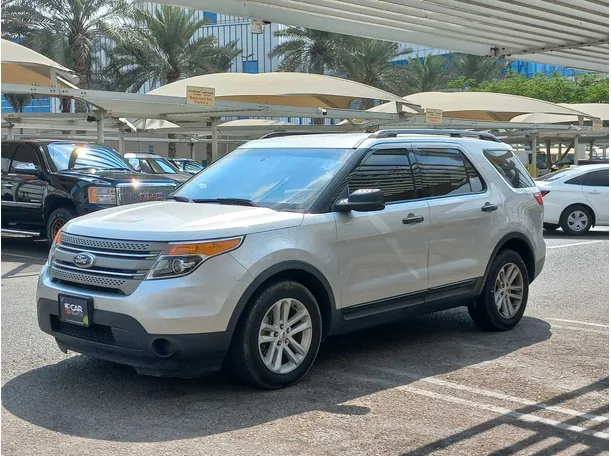 2013 Ford Explorer in UAE