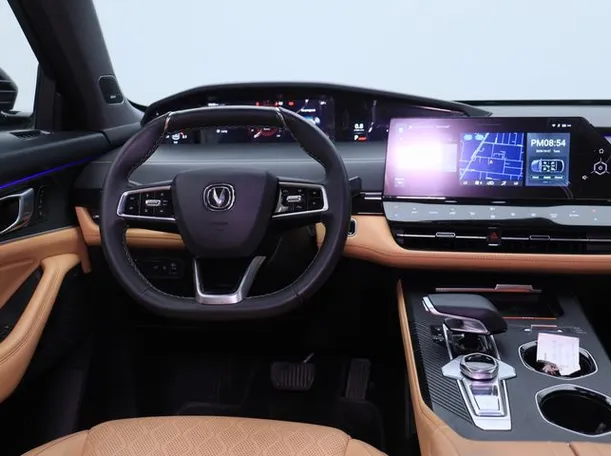 Car image 15