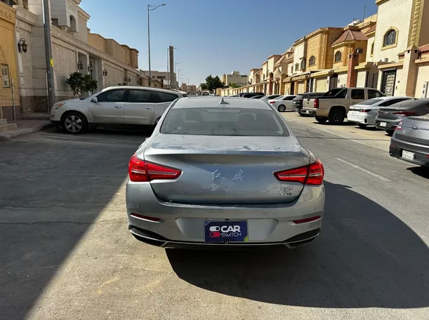 Car image 6