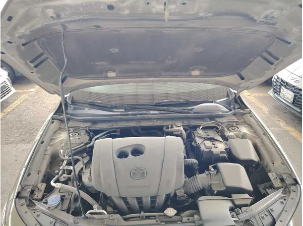 Car image 32