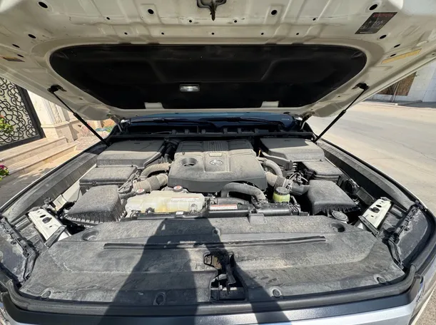 Car image 27