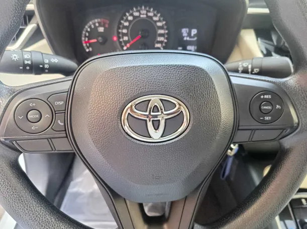 Car image 24