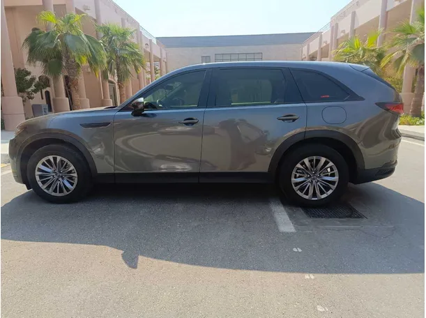 Car image 8