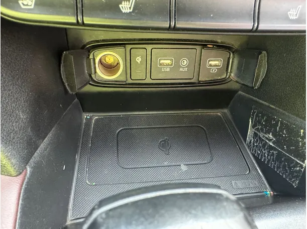 Car image 22