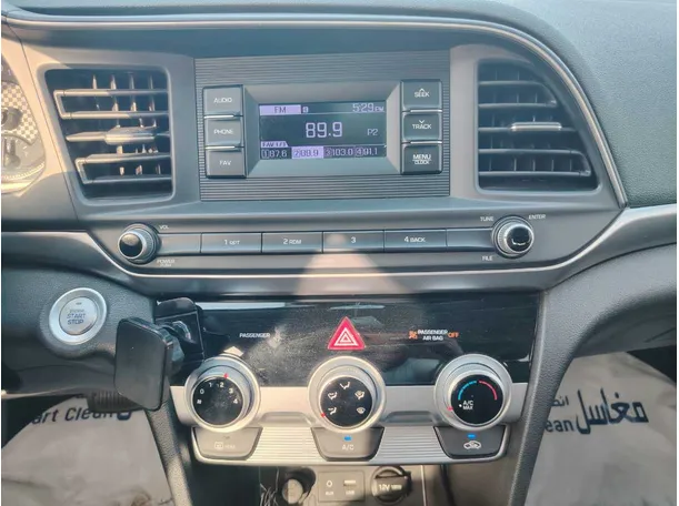 Car image 20