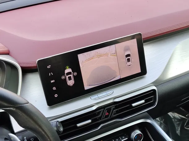 Car image 32