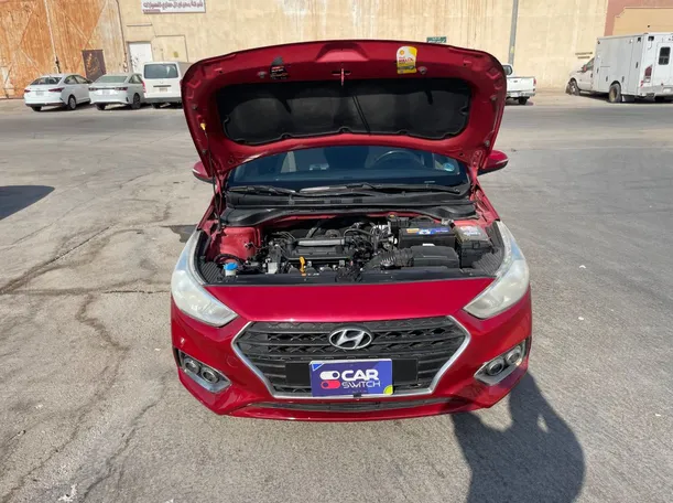 Car image 25