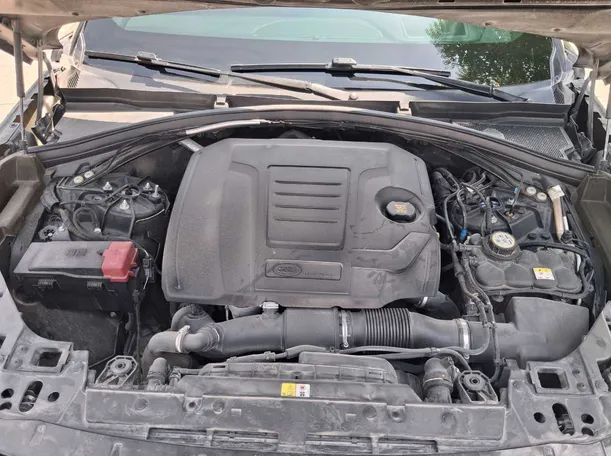 Car image 22