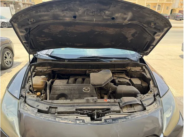 Car image 27