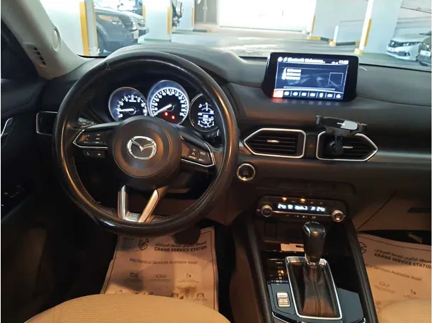 Car image 16