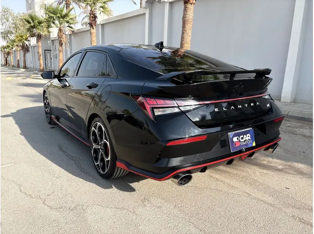 Car image 7