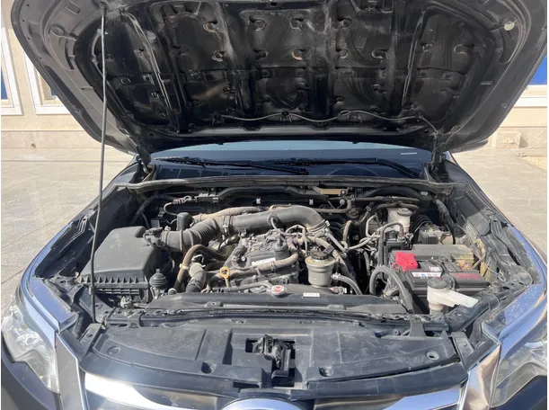 Car image 26