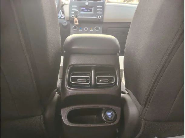 Car image 25