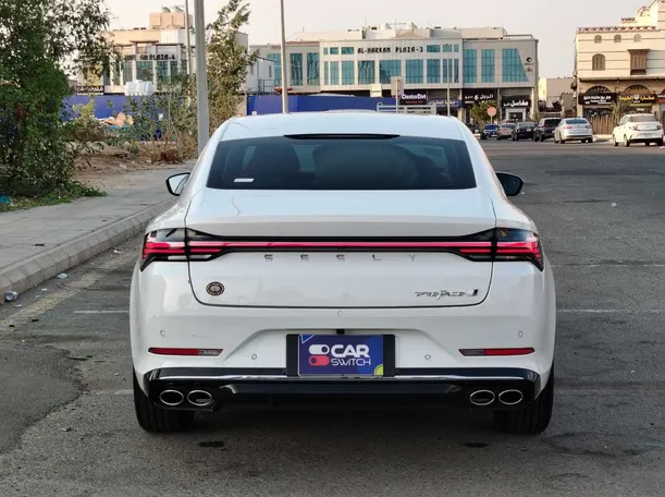 Car image 6