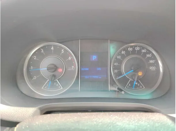 Car image 33