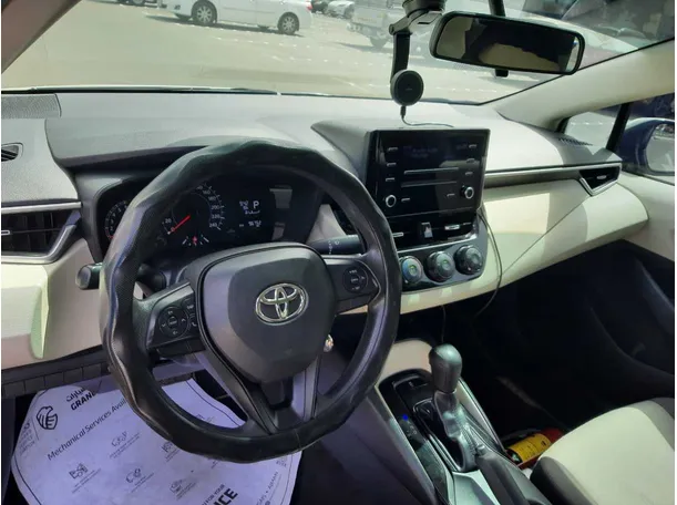 Car image 11