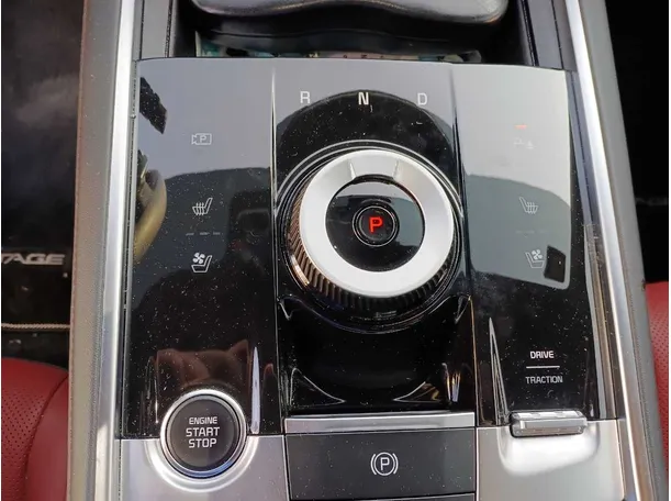 Car image 22