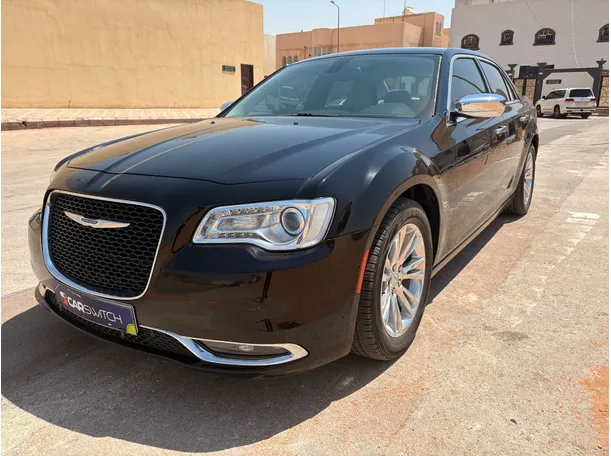 2019 Chrysler 300C in KSA