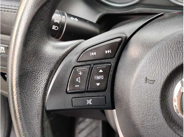 Car image 29