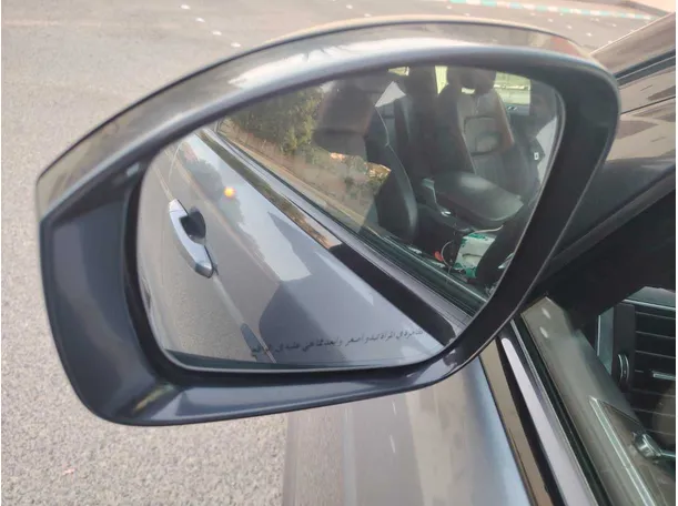Car image 33