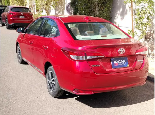 Car image 7