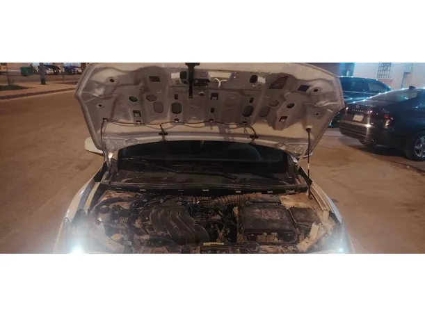Car image 21