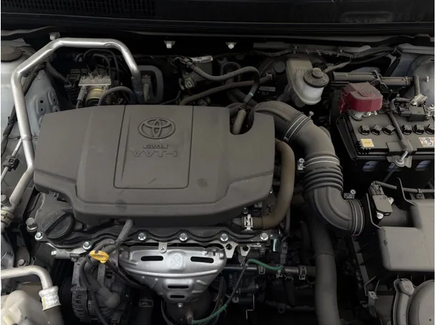 Car image 19