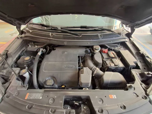 Car image 20