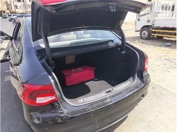 Car image 31