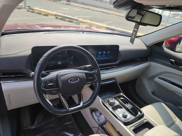 Car image 13
