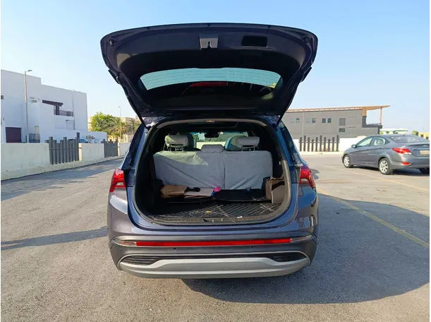 Car image 28