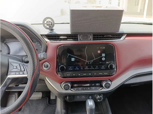 Car image 18