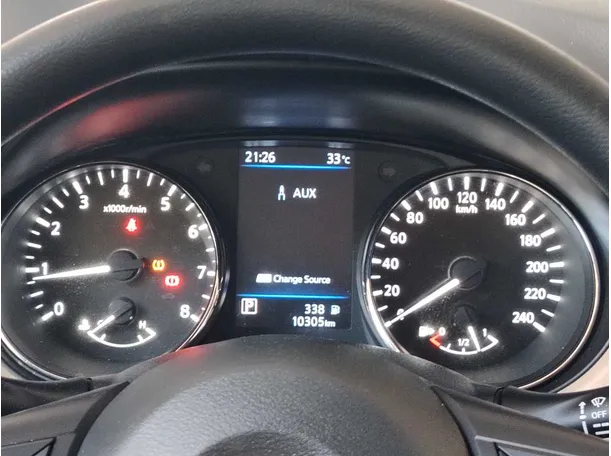 Car image 26