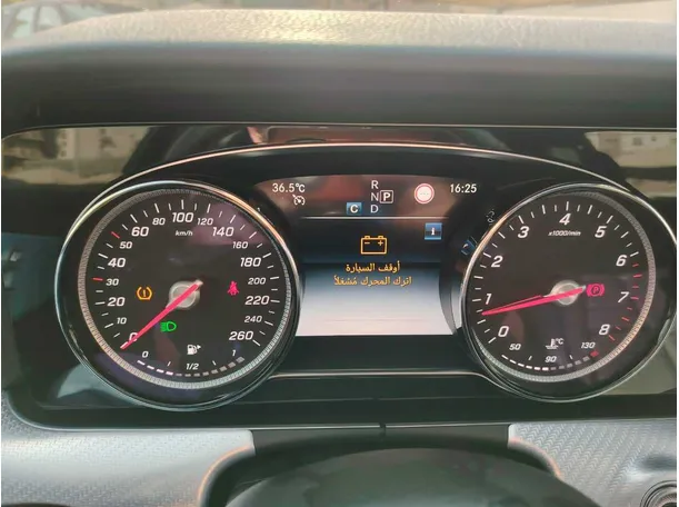 Car image 29