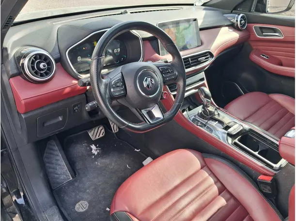 Car image 11