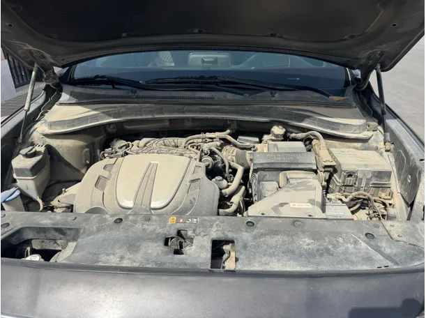 Car image 23