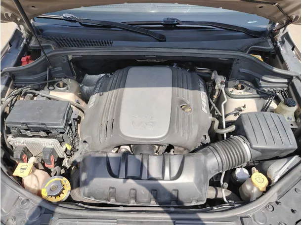 Car image 40