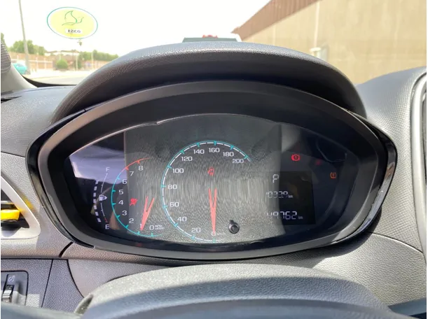Car image 18